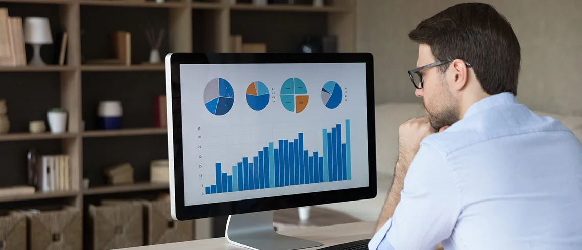 Leveraging Expertise and Market Knowledge