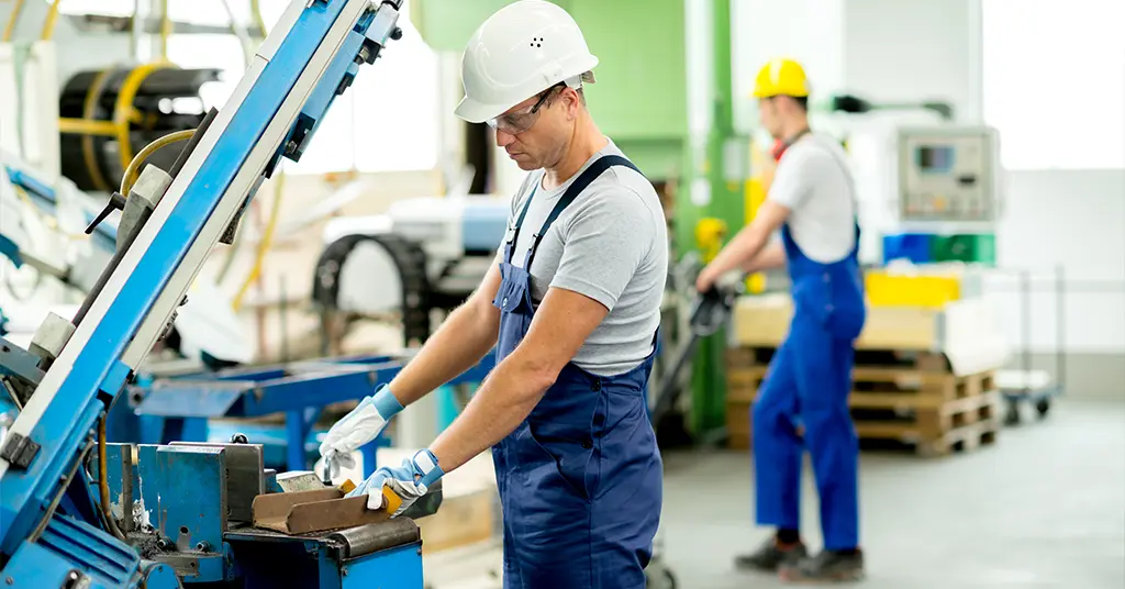 US manufacturing jobs by year